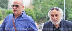 Paolo Gianlorenzo con l'avvocato Franco Taurchini in Procura