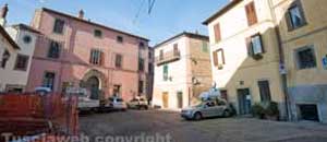 Piazza del Comune a Blera