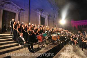 La Messa di requiem di Verdi a piazza San Lorenzo - I cori 