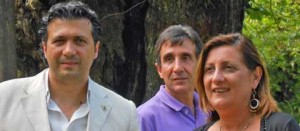 Il sindaco Maurizio Palozzi e l'assessore regionale Sonia Ricci nei castagneti di Canepina