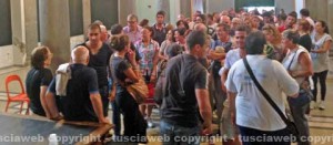 I viterbesi in fila per i biglietti delle tribune l'anno scorso