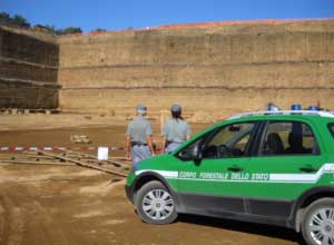 Cave, le verifiche della forestale