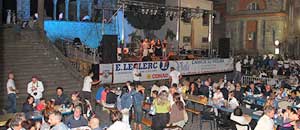 Le cene in piazza dei facchini