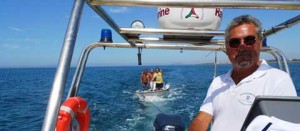 La protezione civile di Tarquinia recupera barca in avaria