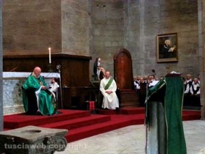 Il coro degli alpini al duomo