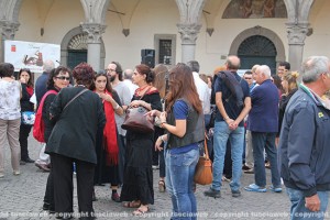 Scarpe rosse contro il femminicidio 