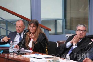 Il city manager Armando Balducci, imputato, con i suoi avvocati Elisabetta Rampelli e Cosimo Alfonso Mastromarino 