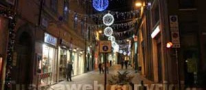 Corso Italia illuminato per Natale