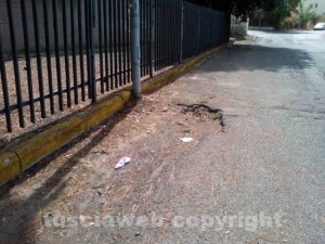 Buche e discariche varie al Pilastro