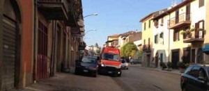 Auto invadono i marciapiedi a Zepponi