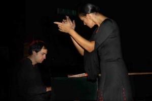 Un momento dello spettacolo “Nella stanza della regina”