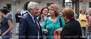 Il sindaco Michelini in piazza per "Scarpe rosse contro il femminicidio"
