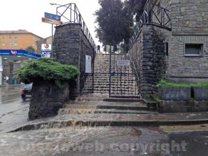 La scalinata di Pratogiardino