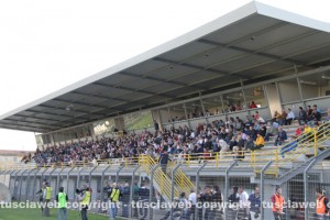 La tribuna