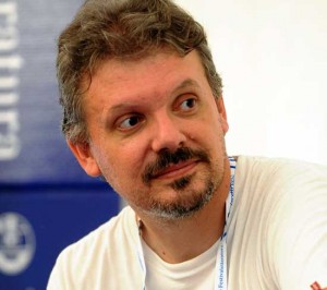 Lo scrittore e illustratore Andrea Valente