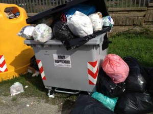 Il degrado alla riserva naturale Valle dell'Arcionello