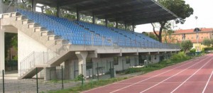 Il campo sportivo scolastico a Santa Barbara 