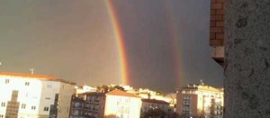Il doppio arcobaleno in via Garbini