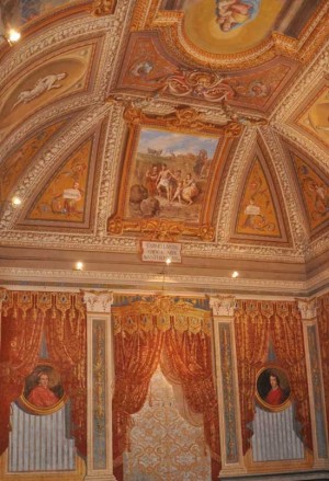 La sala nobile del Palazzo Comunale di Nepi