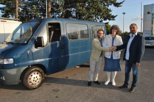 Graziani e Fondazione regalan un pulmino all'associazione Murialdo1