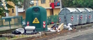 I sanitari abbandonati in via santa Maria in Silice