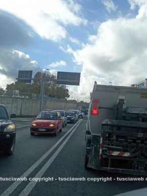 Il traffico di ieri mattina a Viterbo