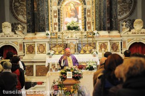 I funerali di Assunta a Vallerano 