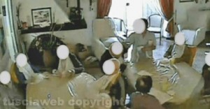 Casa di riposo di Nepi - Anziani picchiati e insultati