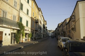 Ronciglione---Via-Roma 16-44-02