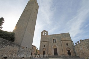 Tarquinia - Chiesa di santa Maria in Castello