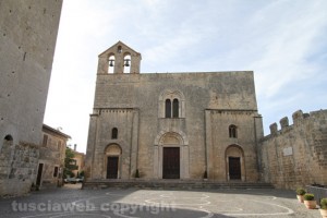 Tarquinia - La chiesa di santa Maria in Castello