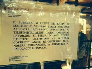 Il cartello dell'ufficio Gestione verde urbano