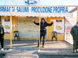 Bernardo Podda minaccia di darsi fuoco