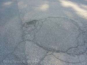 Una strada del quartiere Carmine