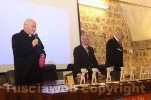 Il vescovo Lino Fumagalli, Massimo Mecarini e Sandro Rossi