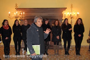 Antonio Delli Iaconi con alcune organizzatrici del percorso