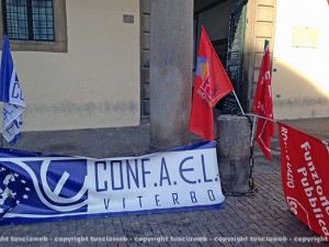 Villa Buon Respiro, la protesta in piazza