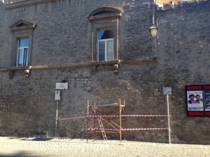 Festival delle luci, l'impalcatura a piazza san Lorenzo