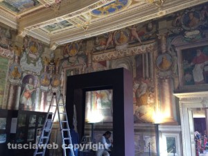 L'allestimento alla sala Regia della mostra 