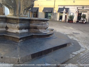 La fontana a piazza delle Erbe