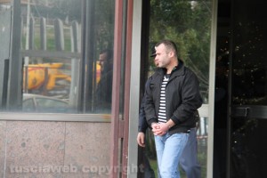 Tentato furto in Villa - Gli arrestati all'uscita dalla questura