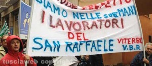 La protesta dei lavoratori di Villa Buon Respiro
