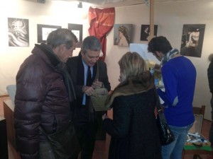 Marcello Meroi alla mostra dell'istituto F. Orioli