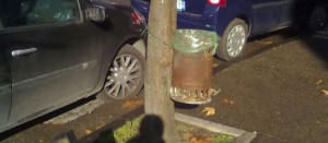 Secchio "fai date" a piazza Crispi