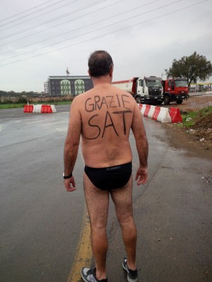 La protesta di Bernardo Podda 