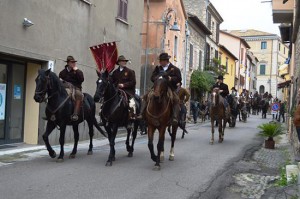 I cavalieri sfilano per la festa di Sant'Antonio