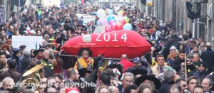 La tredicesima edizione della calza della Befana più lunga del mondo