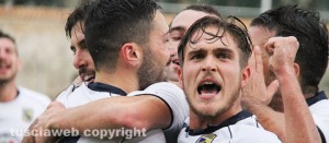 I Gialloblù festeggiano la vittoria