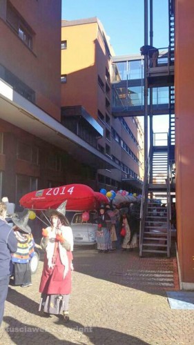 Befana - La calza più lunga del Mondo in via Teulada a Roma