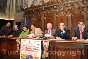 La presentazione della Calza della befana più lunga del mondo